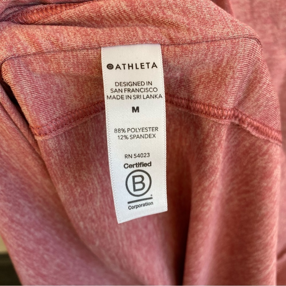 Athleta up-tempo long sleeve shirt, Size M - Picture 9 of 9